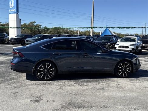 Used 2024 Honda Accord Touring image 6