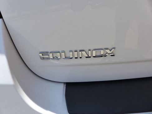 Used 2017 Chevrolet Equinox LT w/ Convenience Package FWD image 10