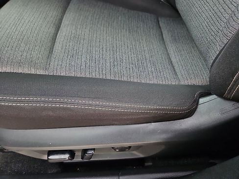 Used 2022 Nissan Rogue SV image 22