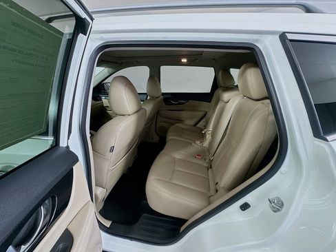 Used 2020 Nissan Rogue SL w/ Premium Package FWD image 25