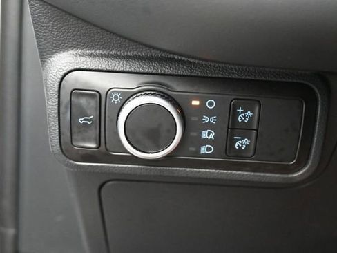 Certified 2025 Ford Explorer Active AWD/4WD image 30