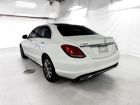 Used 2016 Mercedes-Benz C 300 4MATIC Sedan image 4