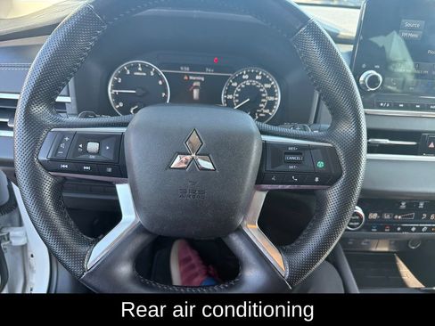 Used 2022 Mitsubishi Outlander SEL AWD/4WD image 16