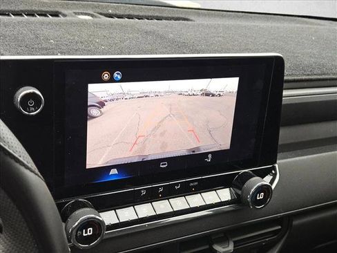 Used 2025 Chevrolet Colorado Trail Boss AWD/4WD image 10