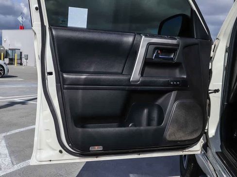 Used 2018 Toyota 4Runner Limited RWD image 21
