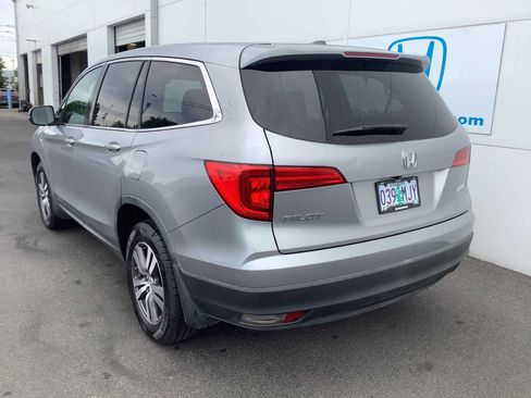 Used 2016 Honda Pilot EX image 4