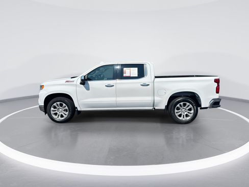 Used 2022 Chevrolet Silverado 1500 LTZ w/ LTZ Convenience Package II AWD/4WD image 6