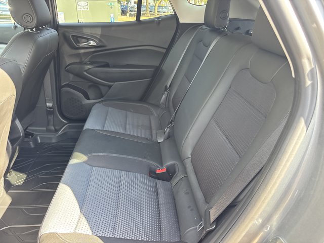 Used 2024 Chevrolet Trax LT w/ Driver Confidence Package FWD image 16