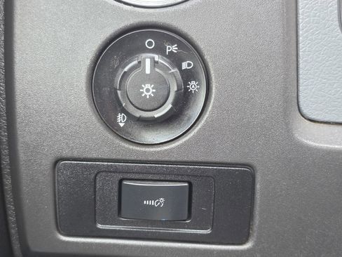 Used 2013 Ford F150 XLT w/ Luxury Equipment Group AWD/4WD image 11