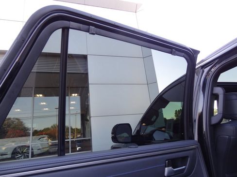 Used 2024 Toyota Sequoia Platinum AWD/4WD image 11