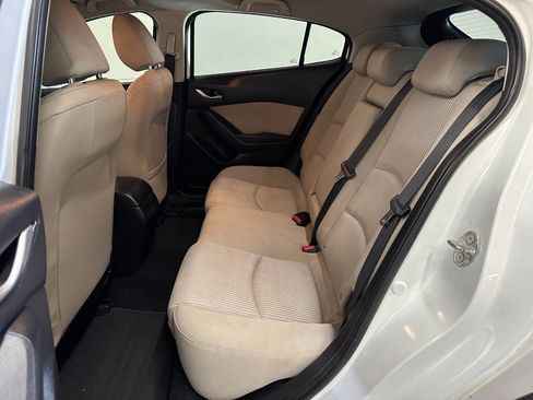 Used 2015 MAZDA MAZDA3 i Touring image 10