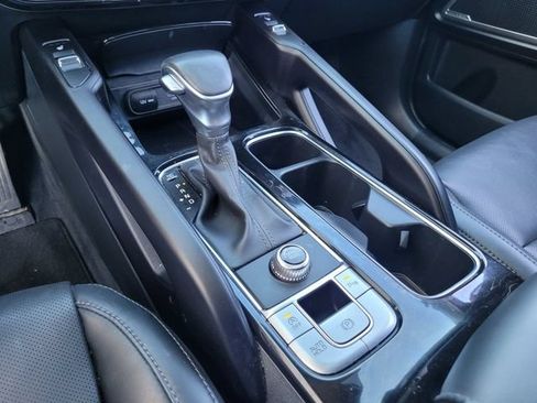 Certified 2024 Kia Telluride S w/ S Sunroof Package FWD image 23