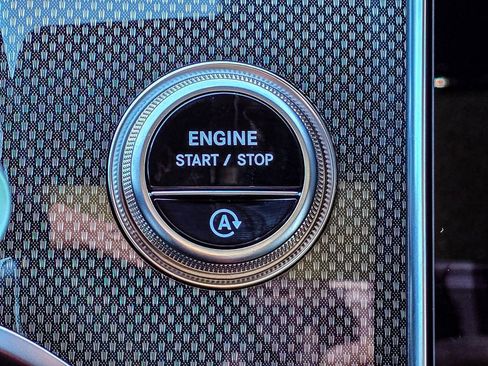 New 2026 Mercedes-Benz GLC 300 4MATIC image 19