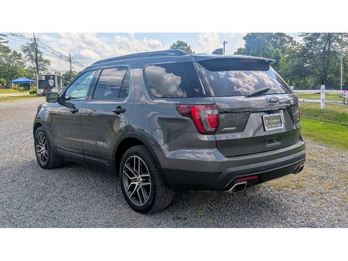 Used 2017 Ford Explorer Sport w/ Equipment Group 401A image 5