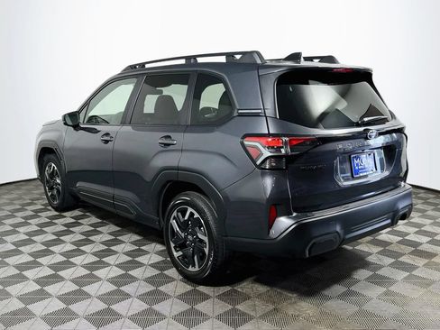 Used 2025 Subaru Forester Limited AWD/4WD image 5