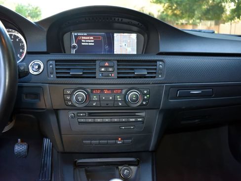 Used 2012 BMW M3 Convertible w/ Premium Pkg image 15