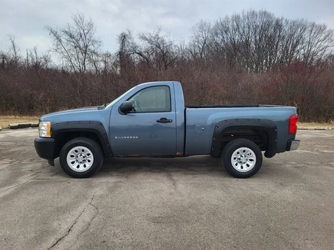 Used 2010 Chevrolet Silverado 1500 W/T image 3