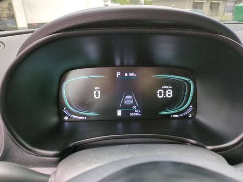 Used 2023 Kia Soul LX FWD image 12