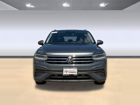 Used 2022 Volkswagen Tiguan SE FWD image 5
