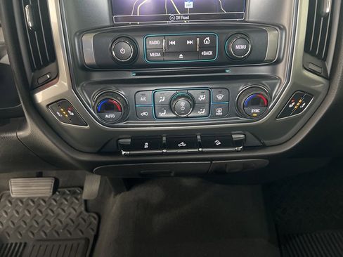 Used 2018 Chevrolet Silverado 1500 LT w/ All Star Edition image 16