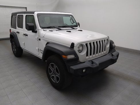 Used 2018 Jeep Wrangler Unlimited Sport S AWD/4WD image 13