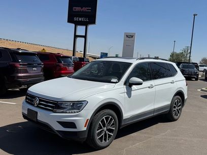Used 2021 Volkswagen Tiguan SE w/ Panoramic Sunroof Package
