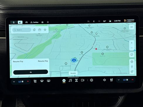 Used 2025 Rivian R1S Adventure image 13