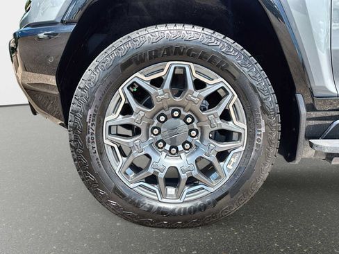 Used 2024 GMC Hummer EV 3X w/ LPO, Illumination Package AWD/4WD image 14