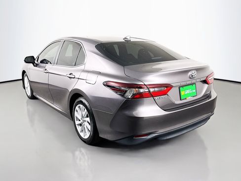 Used 2022 Toyota Camry LE w/ Convenience Package image 7