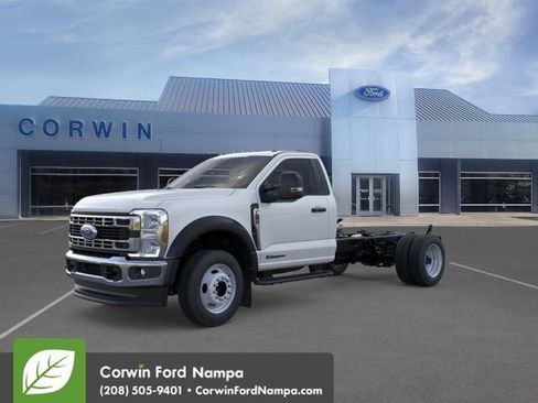 New 2025 Ford F550 4x4 Regular Cab Super Duty image 2