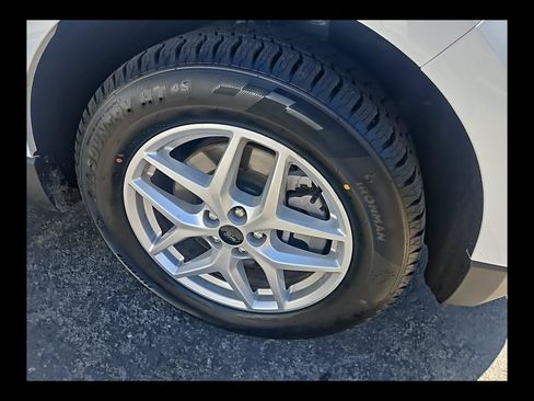 Used 2024 Ford Edge SEL AWD/4WD image 24