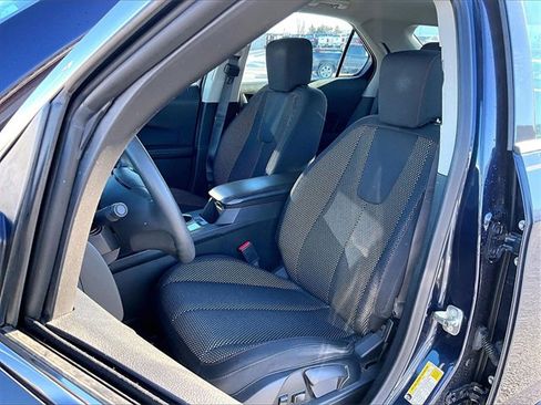 Used 2017 Chevrolet Equinox LS image 10