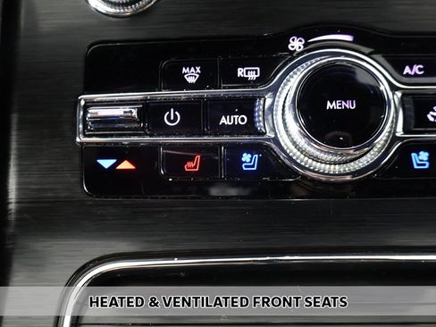 Used 2021 Lincoln Nautilus Reserve w/ Monochromatic Package image 10