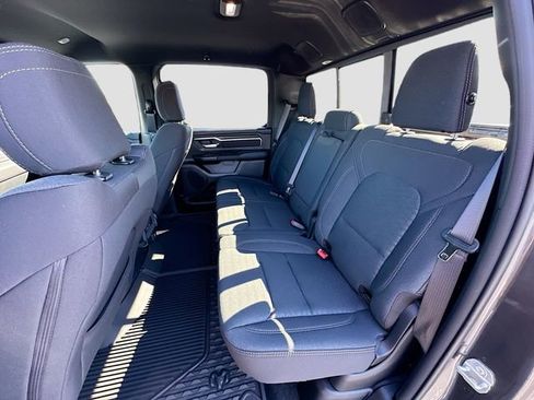 New 2026 RAM 1500 4x4 Crew Cab image 17