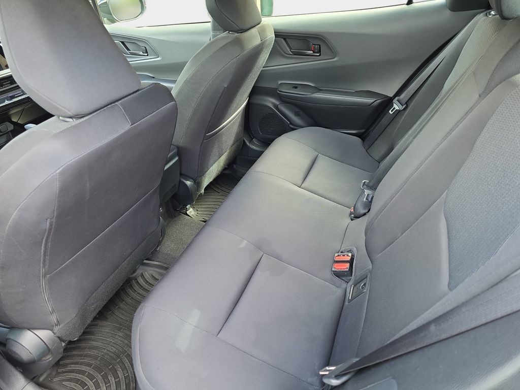 Used 2024 Toyota Prius LE AWD/4WD image 16