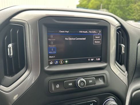 Used 2022 Chevrolet Silverado 1500 Custom AWD/4WD image 14