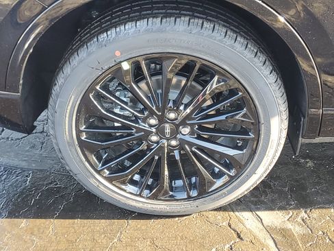 New 2026 Lincoln Corsair Premiere image 5