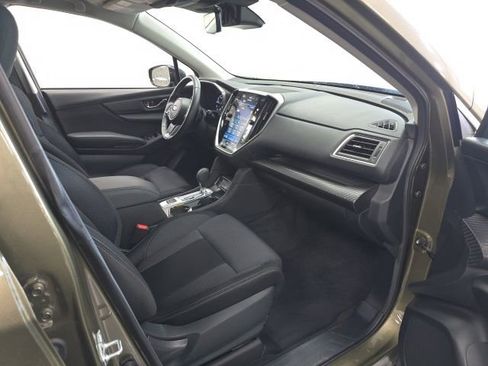 Used 2025 Subaru Ascent Premium AWD/4WD image 5