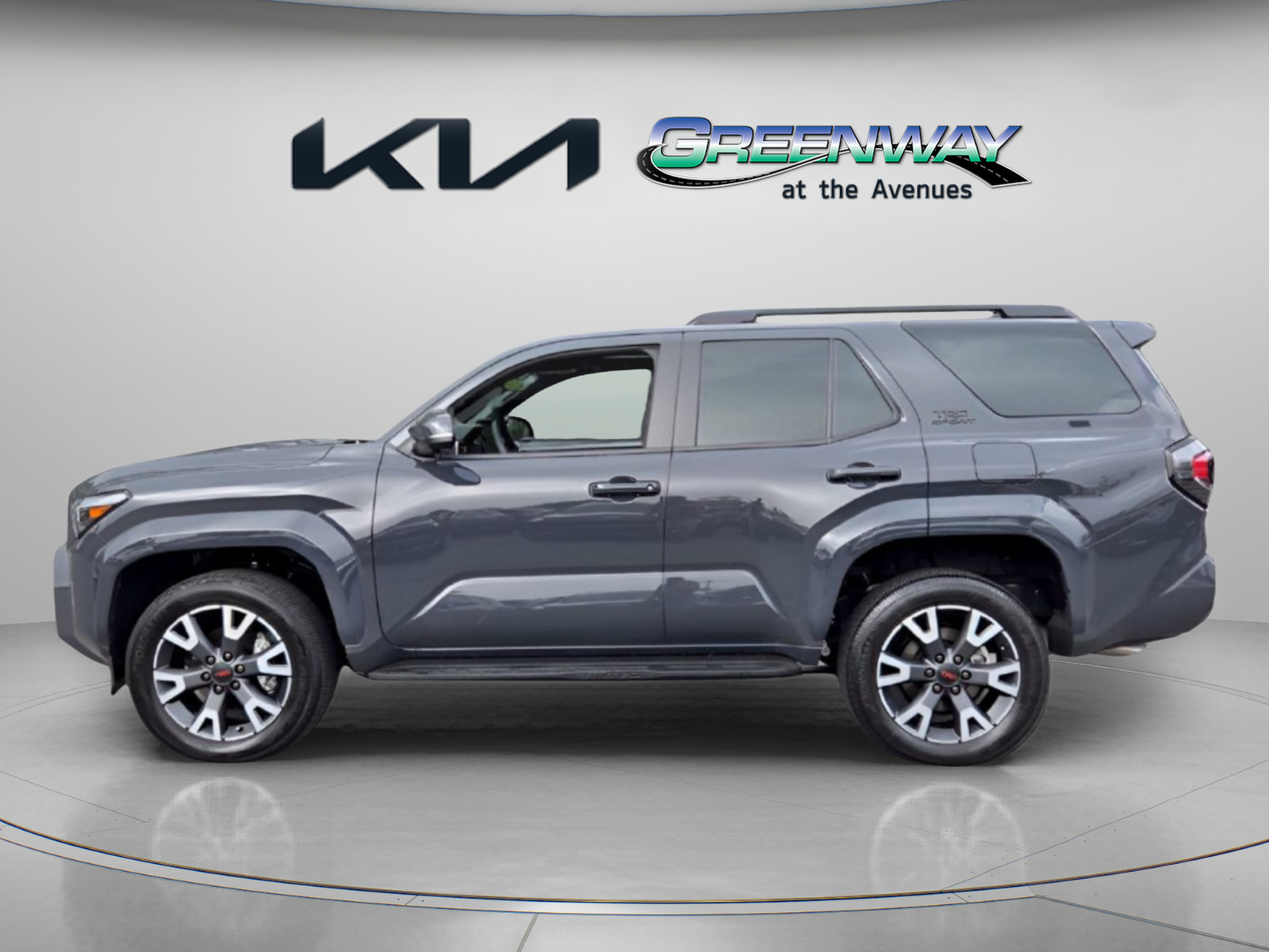 Used 2026 Toyota 4Runner TRD Sport Premium AWD/4WD image 4