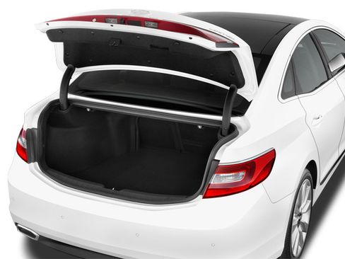 Used 2017 Hyundai Azera Limited image 7