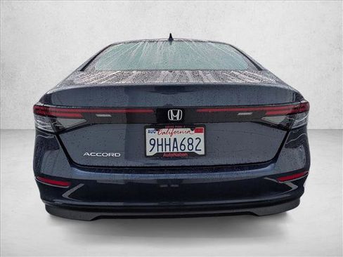 Used 2023 Honda Accord EX image 7