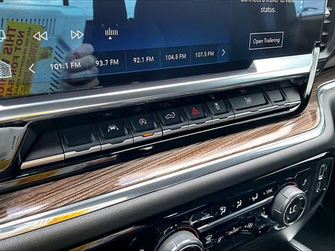 Used 2025 Chevrolet Silverado 1500 RST w/ Texas Edition Plus image 30