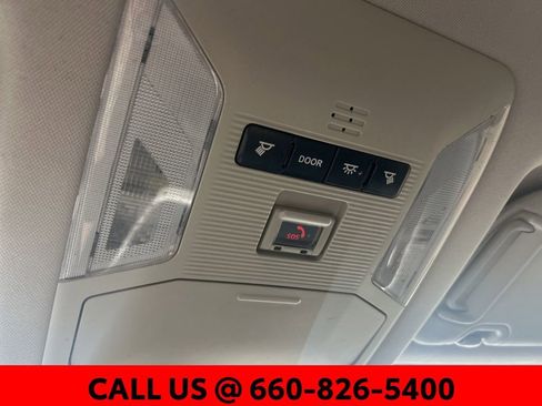 Used 2021 Toyota RAV4 XLE image 23