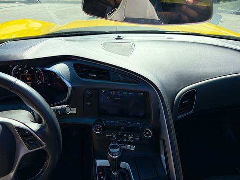 Used 2017 Chevrolet Corvette Grand Sport w/ Carbon Flash Badge Package image 19