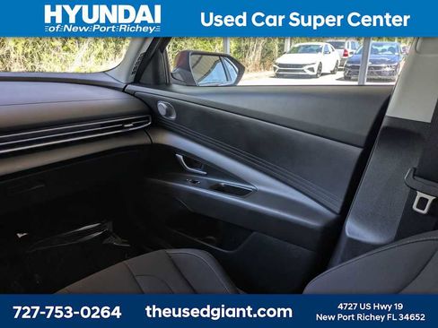 Certified 2024 Hyundai Elantra SEL FWD image 20