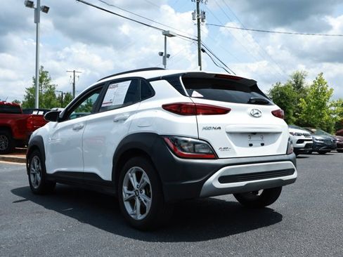Used 2023 Hyundai Kona SEL w/ Convenience Package FWD image 8