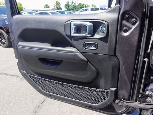 Used 2023 Jeep Wrangler Unlimited Sahara w/ Dual Top Group AWD/4WD image 18