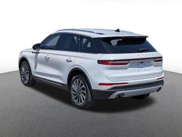 Used 2023 Lincoln Corsair Reserve w/ Equipment Group 201A AWD/4WD image 4