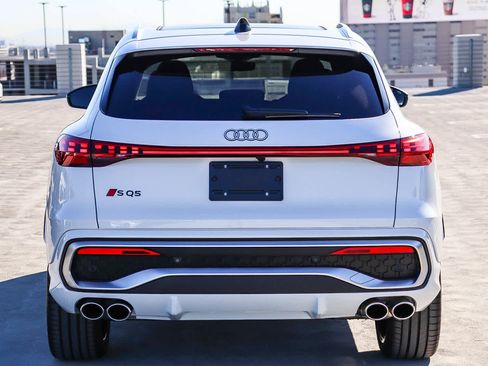 New 2025 Audi SQ5 Premium Plus image 5