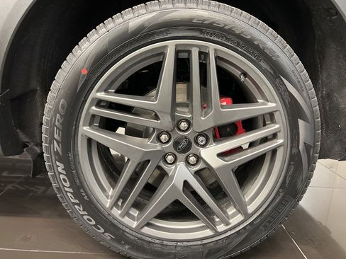 New 2026 Ford Explorer ST-Line w/ ST-Line Street Pack image 7